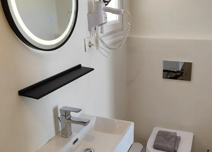 Nikos Hostel Mykonos Town