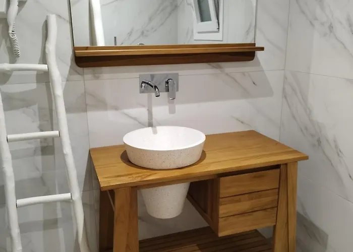 Nikos Hostal Mykonos Town