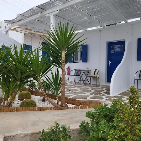 Hostel Nikos *